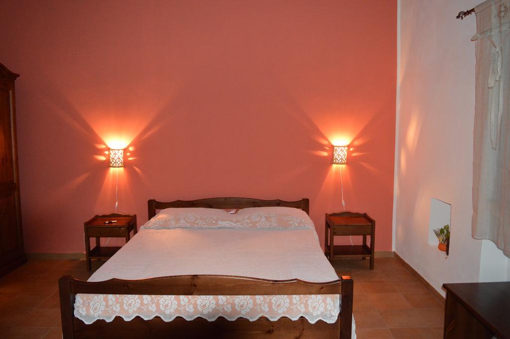 Вилла Agriturismo Pattina Pettineo Экстерьер фото