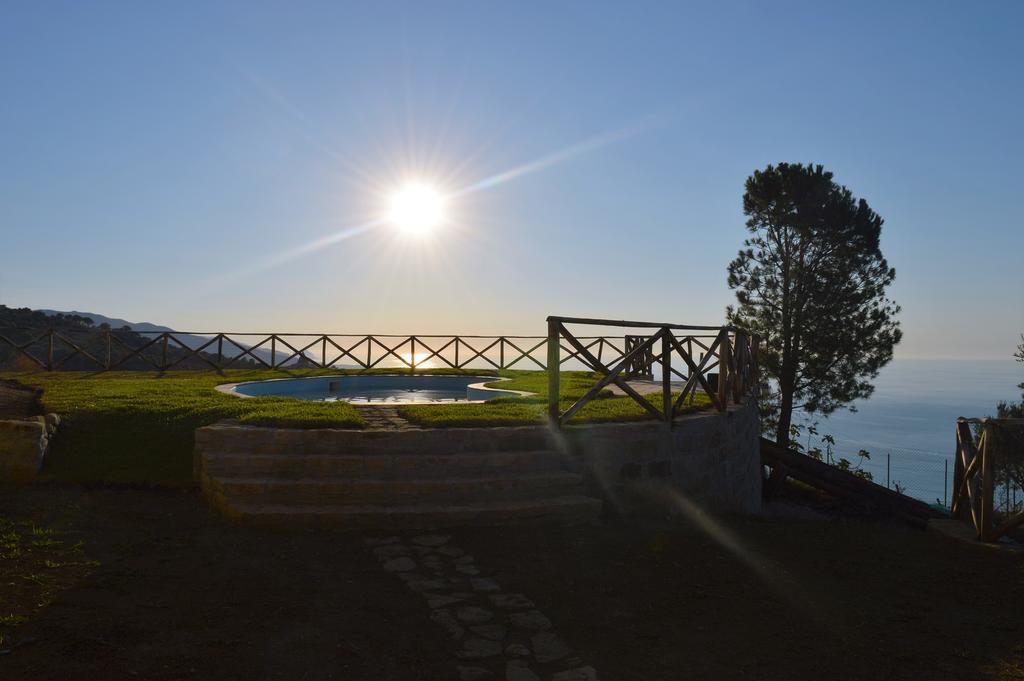 Вилла Agriturismo Pattina Pettineo Экстерьер фото