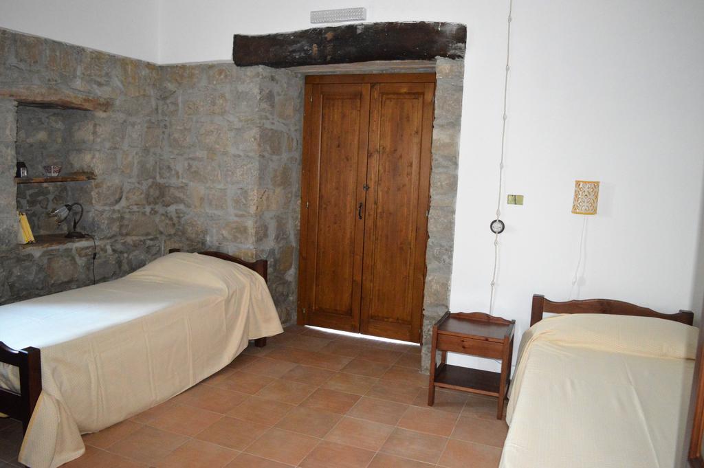 Вилла Agriturismo Pattina Pettineo Экстерьер фото